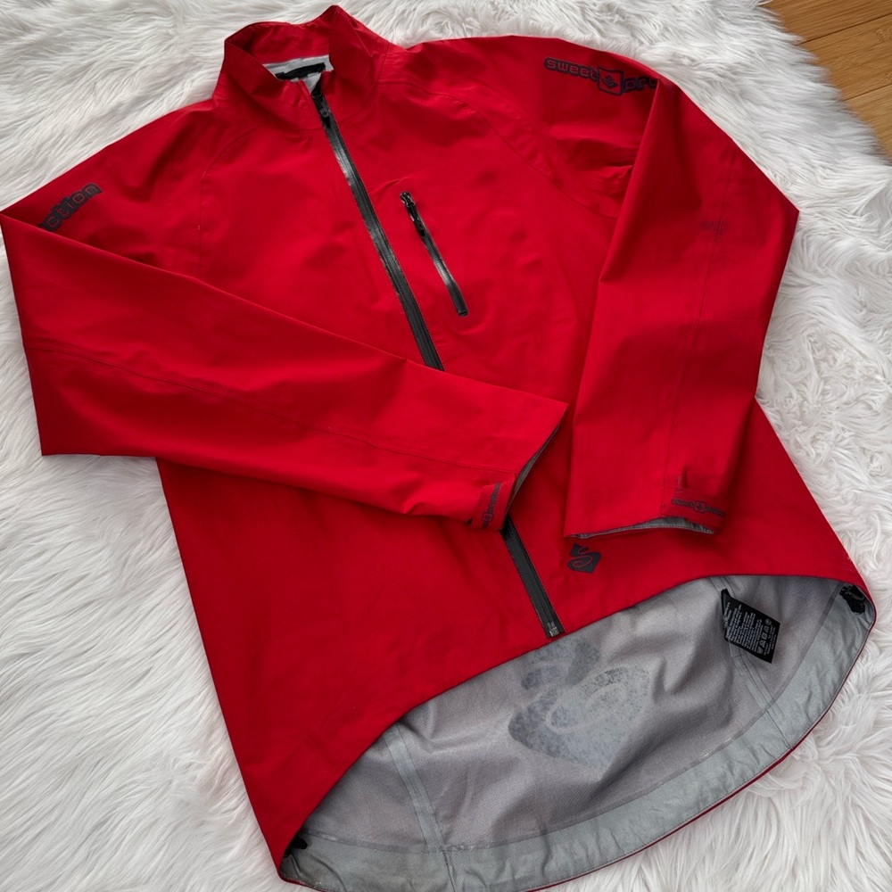 Men’s Sweet Protection Mountain Bike Jacket Gore-Tex Active / Taped Seams  Large